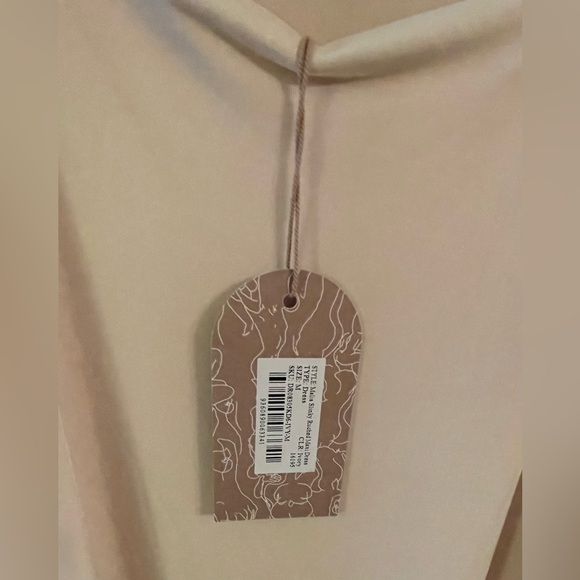 NWT MESHKI Malia Slinky Ruched Maxi Dress in Ivory - Size M - Picture 6 of 7